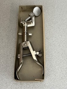 lot 22 image: 56 - Holding Clamps, No Rubber, NEVERUST Made In Japan