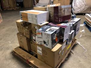 Pallet of Mixed Assorted Lighting Various Models and Conditions   Customer Returns See Pictures