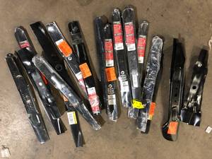 Lot of Assorted Lawn Mower Blades Various Sizes Models and Conditions  Customer Returns See Pictures