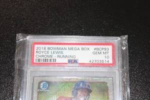 lot 5 image: 2018 Bowman Mega Box Refractor Royce Lewis #BCP93 PSA 10