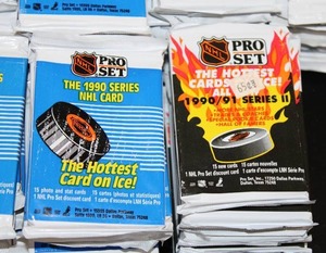 lot 46 image: 1990-91 Pro Set Hockey Series 1 & 2 Unopened Pack Lot  70 Unopened Packs