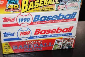 lot 161 image: 1988 to 1992 & 1994 Topps Baseball Complete Set Lot  6 Sets