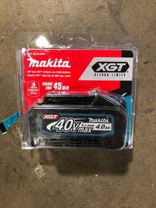 Makita 40V Max XGT 4.0Ah Battery   Customer Returns see Pictures