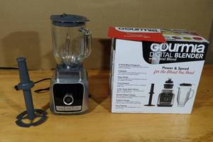 lot 25 image: Gourmia Digital Blender with Total Blend