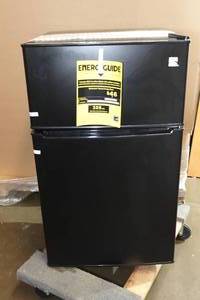 lot 51 image: Kenmore 3.1cu ft Refrigerator