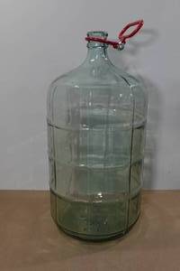 lot 103 image: 6-Gallon Homebrewing Glass Carboy