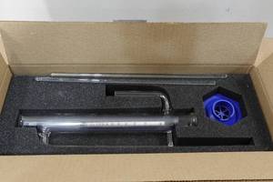 lot 119 image: Speakeasy Distillers Glass Proofing Parot
