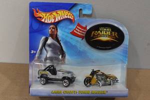 lot 194 image: Hot Wheels Lara Croft Tomb Raider Collection Car Set