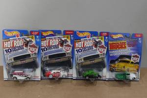 lot 195 image: 4 Hot Wheels Editors Choice Die Cast Cars - Target Exclusive