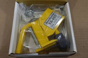 lot 203 image: BeadBusters XB-455 Tire Bead Breaker Tool