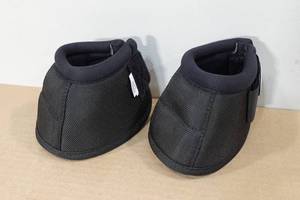 lot 217 image: Professionals Choice Bell Boots -Large