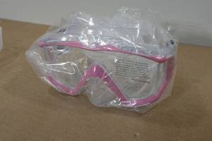 lot 270 image: Cressi Pano 3 Mask -ClearPink
