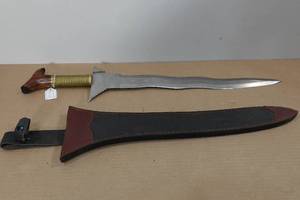 lot 349 image: Dual Edge Curved Blade Knife