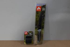 lot 352 image: Ozark Trail 6 Fillet Knife with Sharpener