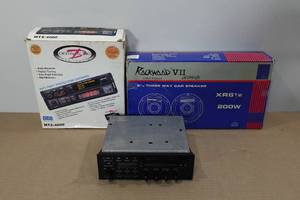 lot 366 image: Vintage Automotive Electronics