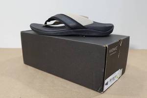 lot 382 image: Vionic Tide Mens Sandals -Size 10
