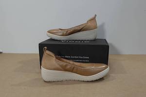 lot 388 image: Vionic Womens Jacey Wedge Shoes -Size 7.5