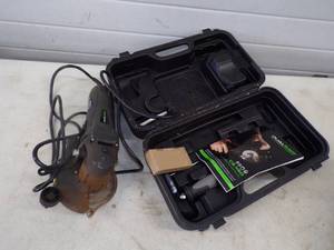 lot 33 image: Dual Saw with Case