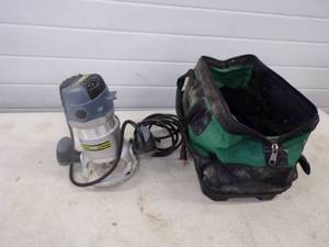 lot 34 image: Router with Tool Bag