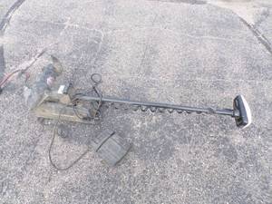 lot 45 image: Minn Kota Trolling Motor 50 with Foot Control