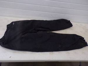 lot 64 image: Size L Snow Pants