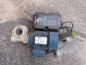 lot 87 image: Shore Commander Boat Lift Winch Drive 110v