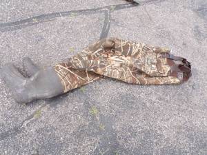 lot 91 image: Size 9 Waders