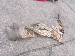 lot 92 image: Size 12 Waders