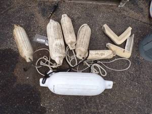lot 96 image: Boat And Dock Bumpers