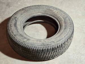 lot 7 image: P23575R15 Cooper Weather Master ST Used Tire