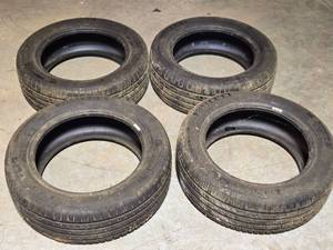 lot 21 image: Lot of 4 Used Tires 20555 R 16 H