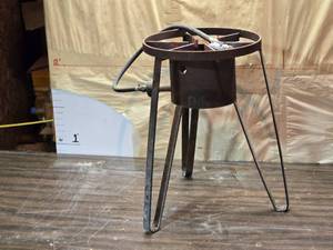 lot 45 image: Turkey Fryer Burner