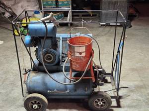 lot 59 image: Rolling Sand Blasting Unit with Sandy Jet Gun