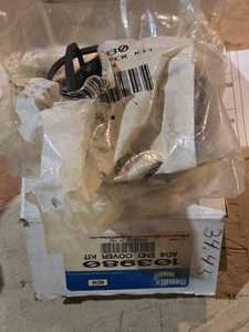 lot 74 image: Bendix 103980 Air Dryer End Cover Kit