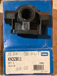 lot 84 image: Haldex Quick Release Valve Air Brake KN32011