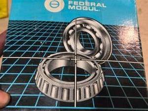 lot 103 image: Federal Mogul 594A Bearings