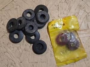 lot 108 image: Gladhand Seals