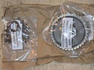 lot 167 image: 1972 Honda CL175 Starter Clutch Gear & Drive Sprocket Vintage Motorcycle Parts
