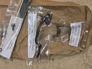 lot 170 image: Johnson JW-22 3HP Parts Throttle Control Cam & Tiller Handle Bracket Vintage Boat Motor Parts