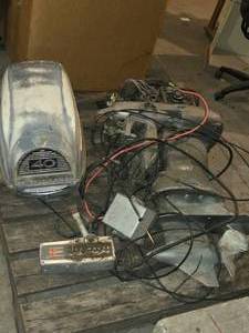 lot 176 image: Vintage 40HP Evinrude Motor was Running When Last in Service