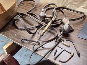 lot 194 image: Purox Torch Head, Gauges and Heads