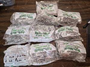 lot 207 image: 10 Pounds of 3 Deck Screws