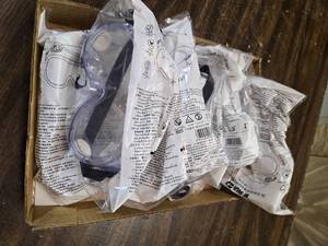 lot 211 image: Lot of 6 Pairs of Safety Goggles