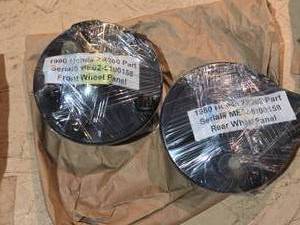 lot 244 image: 1982 Honda XR200 Parts Rear Wheel Panel, Front Wheel Panel