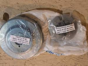lot 287 image: 1941-46 Evinrude 4371 Flywheel Recoil Pickup & Flywheel Vintage Boat Motor Parts