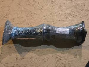 lot 301 image: 1971 Johnson 4W71D 4HP Exhaust Housing