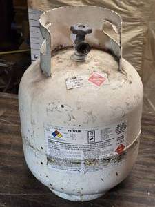 lot 321 image: 20# Empty Propane Tank
