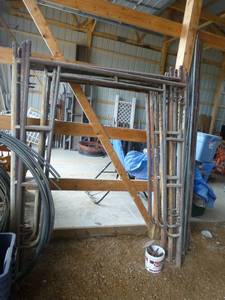 6 pieces of scaffold