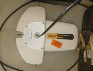 Large house tv antenna and an rv antenna
