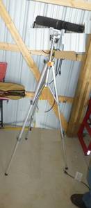 Telescope on stand - Discoverer by Bausch & Lomb 60mm zoom